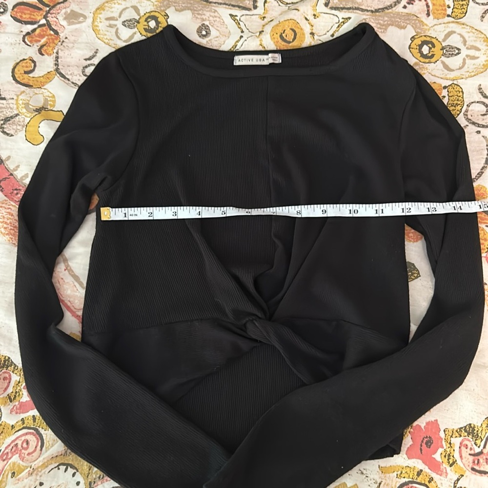 Knotted workout coverup
